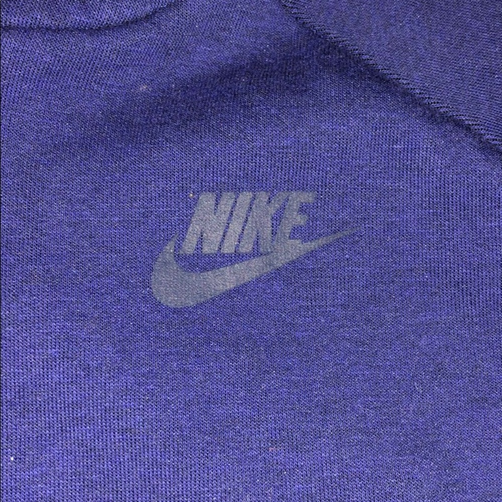 NIKE long sleeve hoodie Medium size, modern style - Picture 3 of 7